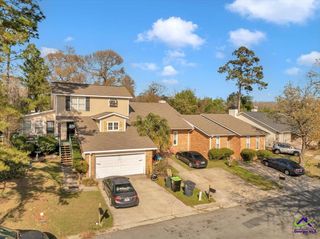 105 Leisure Lake Court, Warner Robins, GA 31088