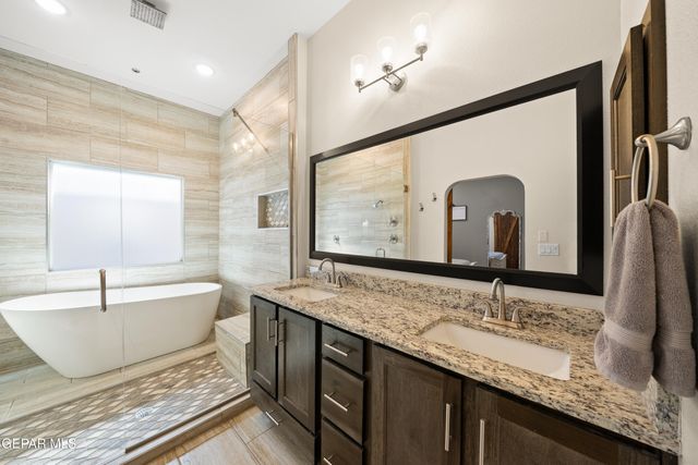 337 Fray Olguin Court, Socorro, TX 79927