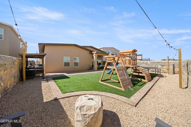 337 Fray Olguin Court, Socorro, TX 79927