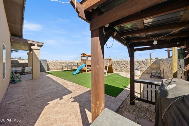 337 Fray Olguin Court, Socorro, TX 79927