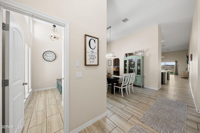 337 Fray Olguin Court, Socorro, TX 79927