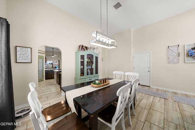 337 Fray Olguin Court, Socorro, TX 79927