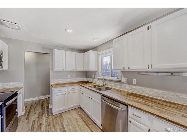 370 Coral St, Broomfield, CO 80020