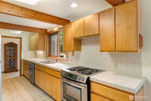 1438 Brown Road W, Adna, WA 98532