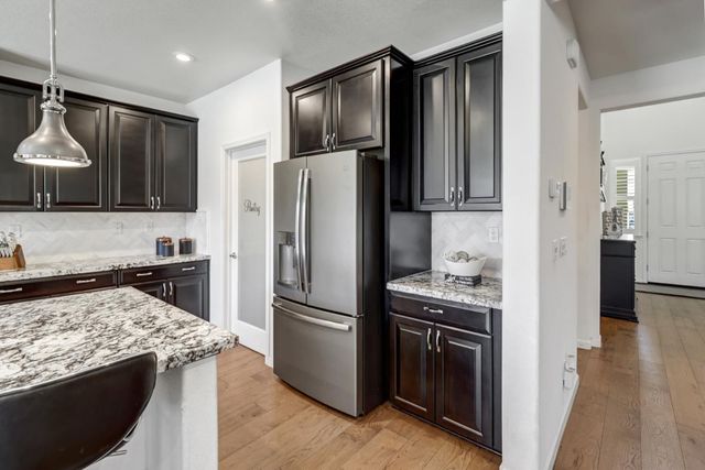 308 Winthrop Ct, Roseville, CA 95747