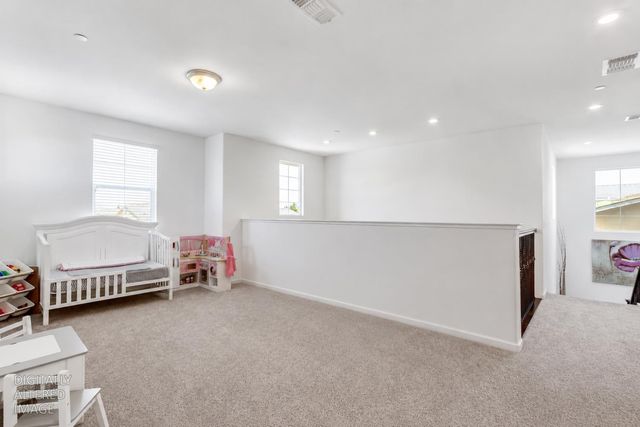 308 Winthrop Ct, Roseville, CA 95747
