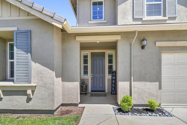 308 Winthrop Ct, Roseville, CA 95747