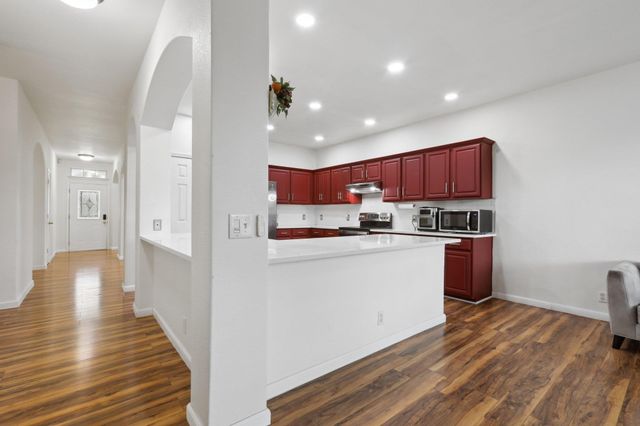 8117 Manx DR, Round Rock, TX 78681