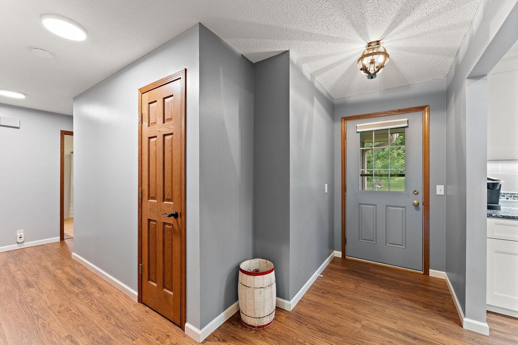 12680 N Shannon Drive, Shakopee, MN 55379 — photo 5