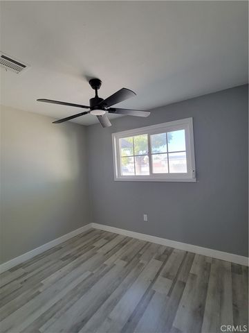 22725 Anoka, Apple Valley, CA 92308