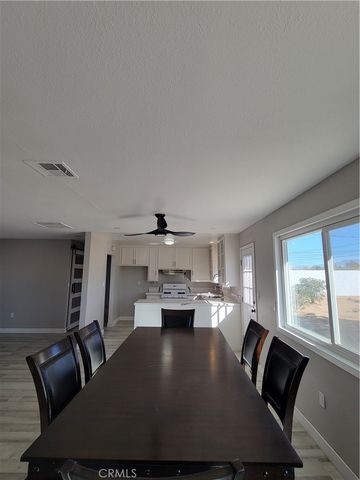 22725 Anoka, Apple Valley, CA 92308