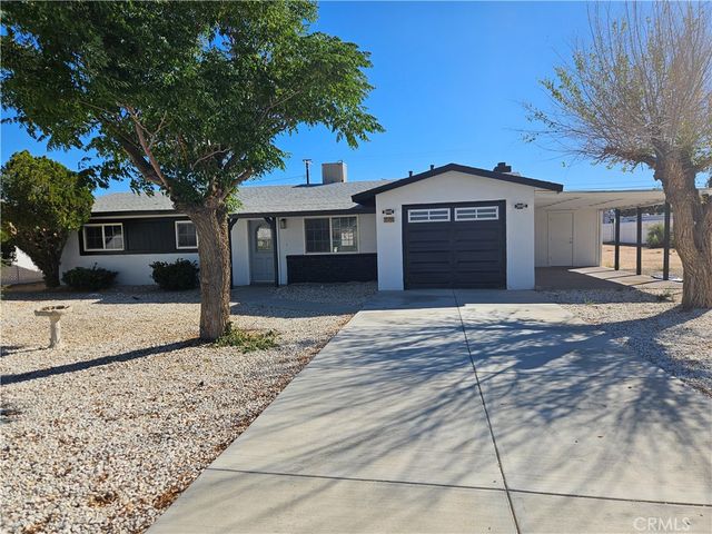 22725 Anoka, Apple Valley, CA 92308
