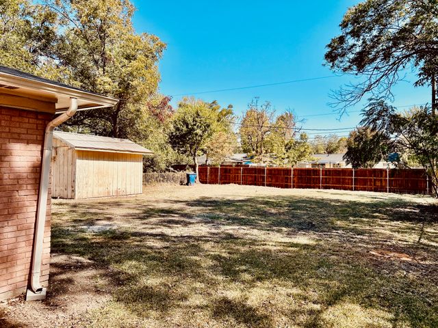 1918 Rolando Drive, Garland, TX 75040