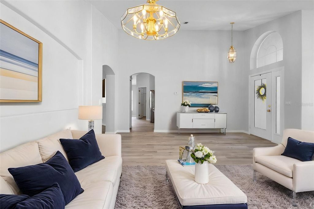 Image 3 of property listing at 707 STONEWYK WAY, Kissimmee, FL 34744