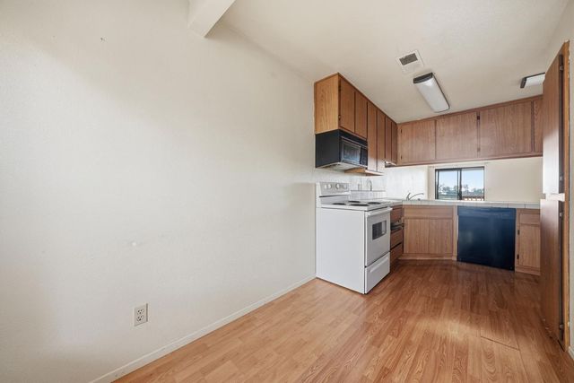 210 Westview Dr, Jackson, CA 95642