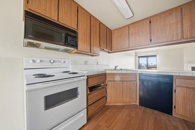 210 Westview Dr, Jackson, CA 95642