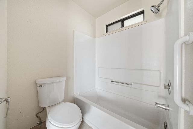 210 Westview Dr, Jackson, CA 95642