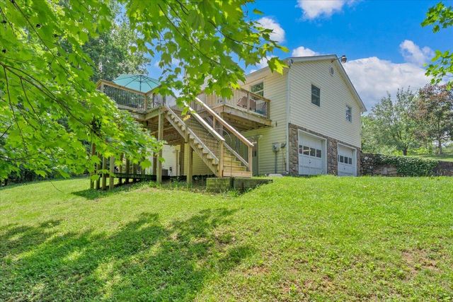 120 Charolais CIR, Troutville, VA 24175