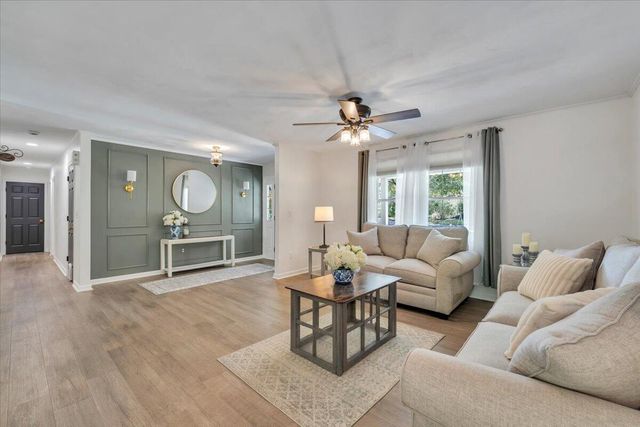 120 Charolais CIR, Troutville, VA 24175