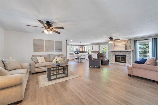 120 Charolais CIR, Troutville, VA 24175
