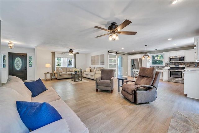 120 Charolais CIR, Troutville, VA 24175