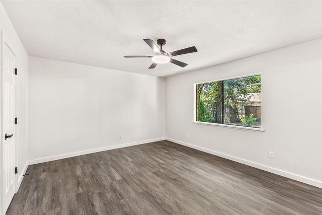 7616 Woodfield Road, Fort Worth, TX 76112