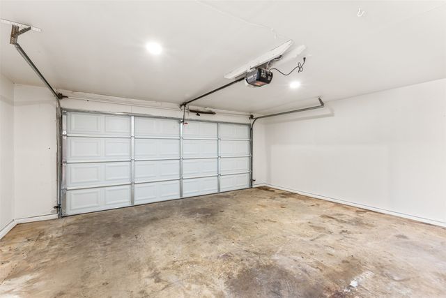 7616 Woodfield Road, Fort Worth, TX 76112