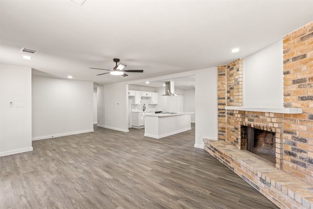 7616 Woodfield Road, Fort Worth, TX 76112