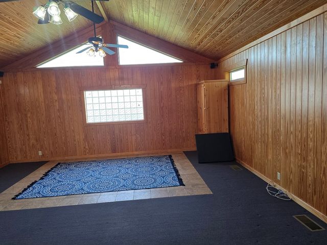 2130 Ben Ivey, Webb, AL 36376