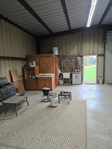 2130 Ben Ivey, Webb, AL 36376