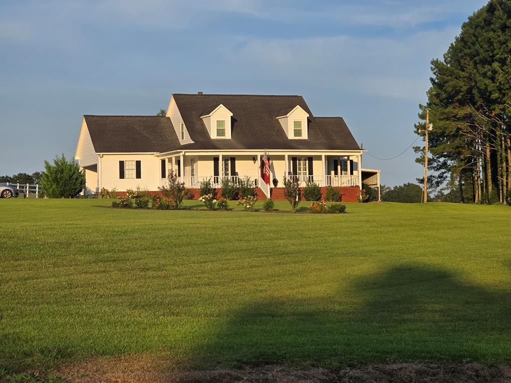 2130 Ben Ivey, Webb, AL 36376