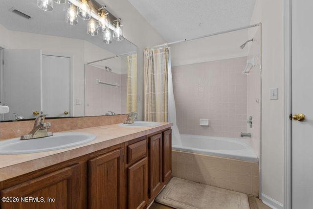 3823 UNION PACIFIC Drive W, Jacksonville, FL 32246