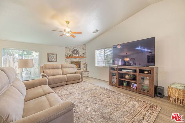 19812 Breeze Place, Tehachapi, CA 93561