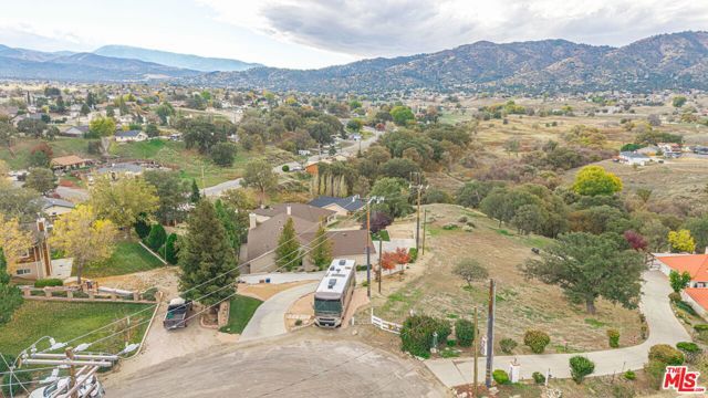 19812 Breeze Place, Tehachapi, CA 93561