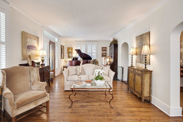 1958 PEABODY AVE, Memphis, TN 38104