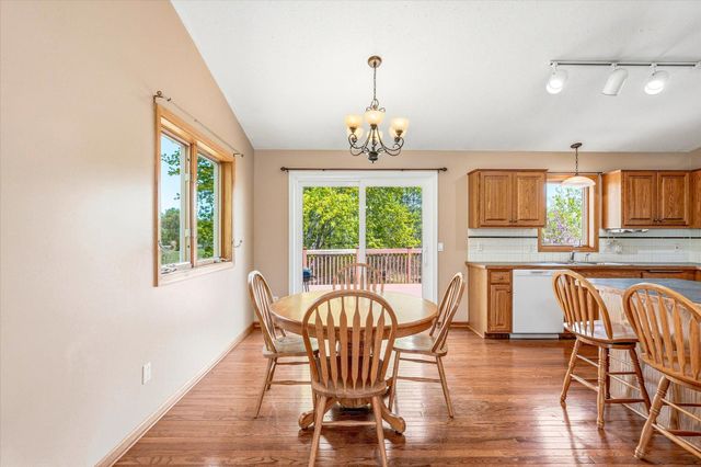 3961 224th Avenue NW, Oak Grove, MN 55303