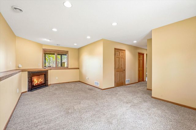 3961 224th Avenue NW, Oak Grove, MN 55303