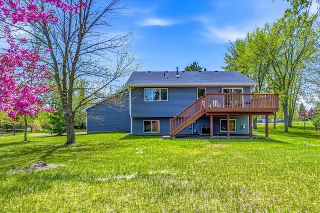 3961 224th Avenue NW, Oak Grove, MN 55303