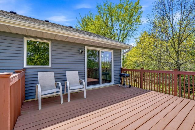 3961 224th Avenue NW, Oak Grove, MN 55303