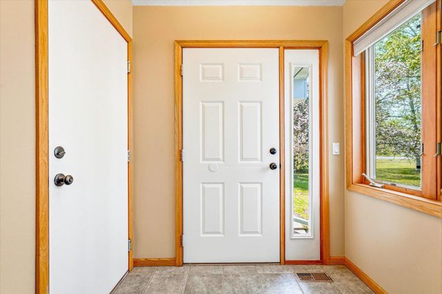 3961 224th Avenue NW, Oak Grove, MN 55303