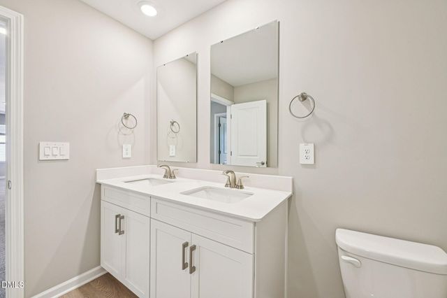 100 Stradshire Court, Zebulon, NC 27597