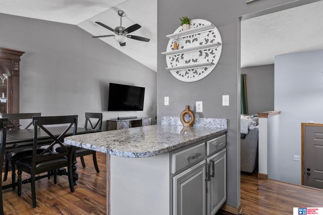 2201 SW 16th Street, Lincoln, NE 68522