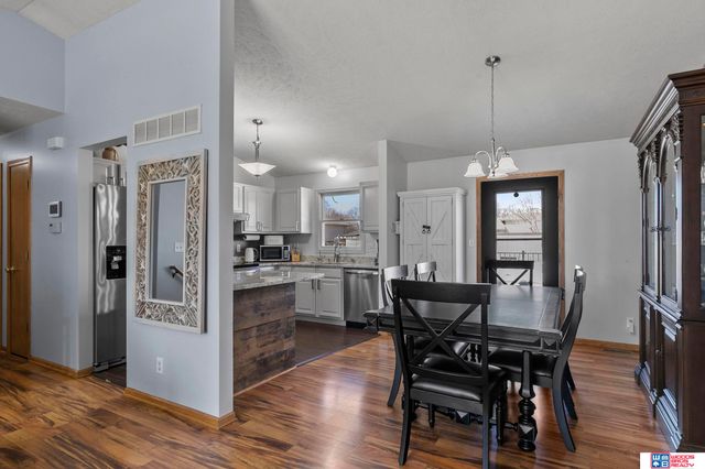 2201 SW 16th Street, Lincoln, NE 68522