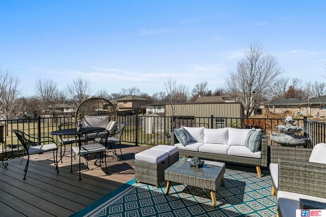 2201 SW 16th Street, Lincoln, NE 68522