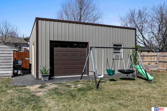 2201 SW 16th Street, Lincoln, NE 68522