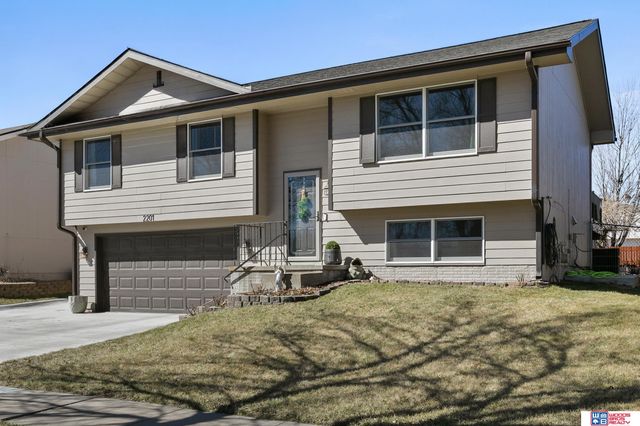 2201 SW 16th Street, Lincoln, NE 68522