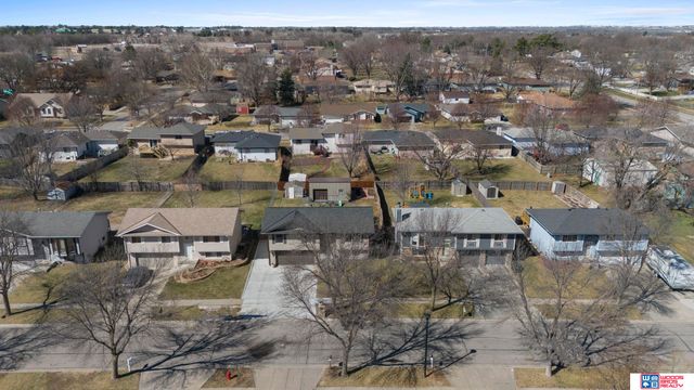 2201 SW 16th Street, Lincoln, NE 68522