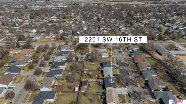 2201 SW 16th Street, Lincoln, NE 68522