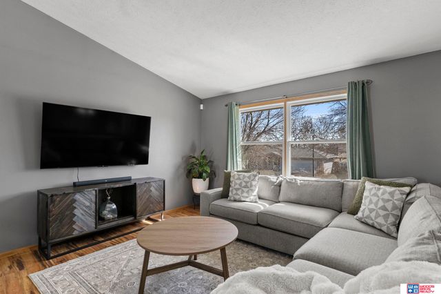 2201 SW 16th Street, Lincoln, NE 68522