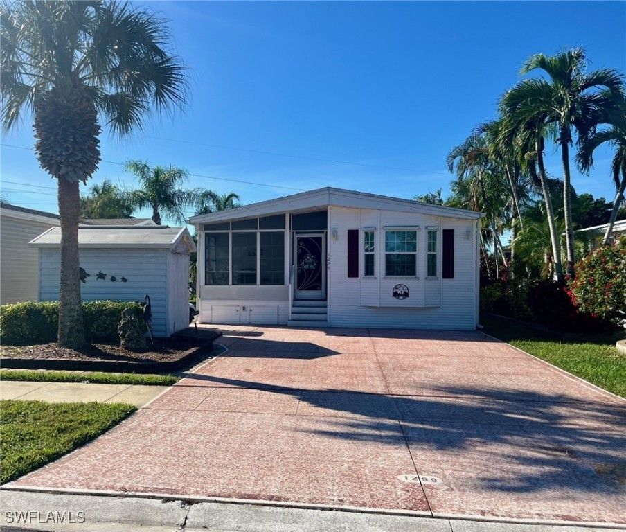 1299 Silver Lakes BLVD, Naples, FL 34114